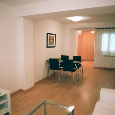 Auhabitat Zaragoza, Edificio De Turisticos Lägenhet