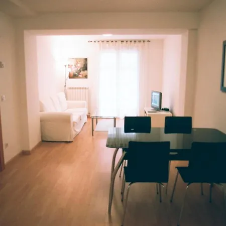 Auhabitat Zaragoza, Edificio De Turisticos サラゴサ