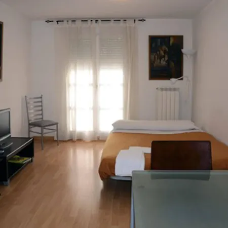 Daire Auhabitat Zaragoza, Edificio De Turisticos