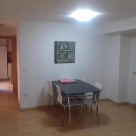 Daire Auhabitat Zaragoza, Edificio De Turisticos