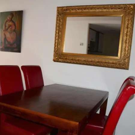 Auhabitat Zaragoza, Edificio De Turisticos