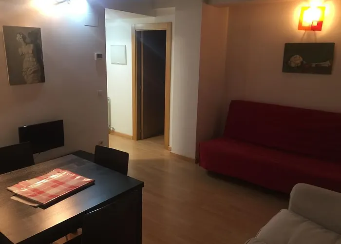 Auhabitat Zaragoza, Edificio De Turisticos * Saragossa