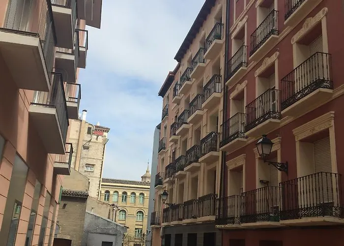 Apartament Auhabitat Zaragoza, Edificio De Turisticos