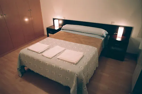 Auhabitat Zaragoza, Edificio De Turisticos