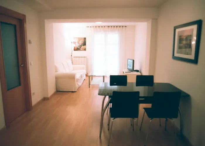 Auhabitat Zaragoza, Edificio De Turisticos 사라고사