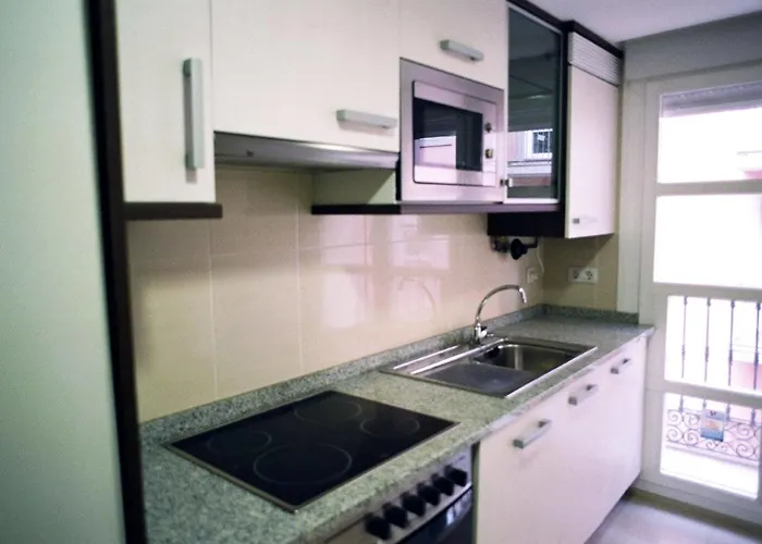 Auhabitat Zaragoza, Edificio De Turisticos 사라고사