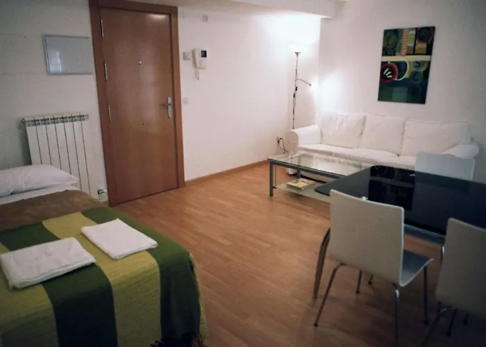 Auhabitat Zaragoza, Edificio De Turisticos 사라고사